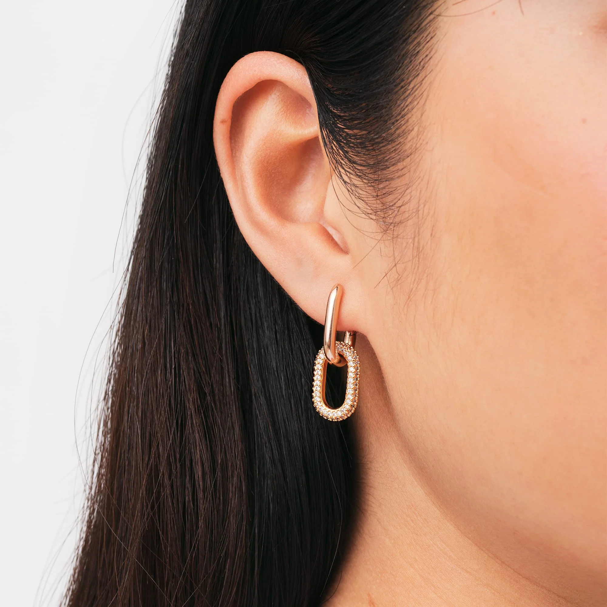 Crystal Link Earrings Rose Gold - Image 2